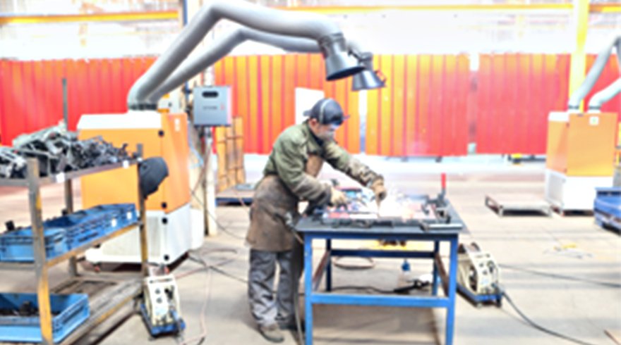 Welding Fume Extractor in welding workshop
