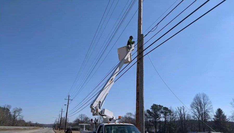 USA customers are installing our fiber optic cable