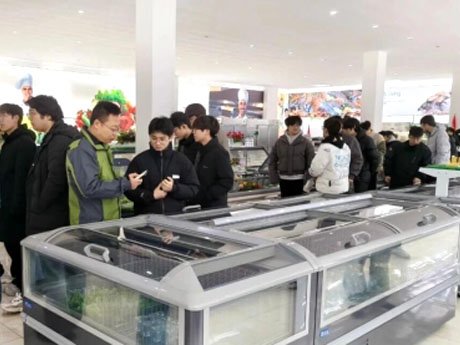 School-Enterprise Cooperation Boosts Talent Development