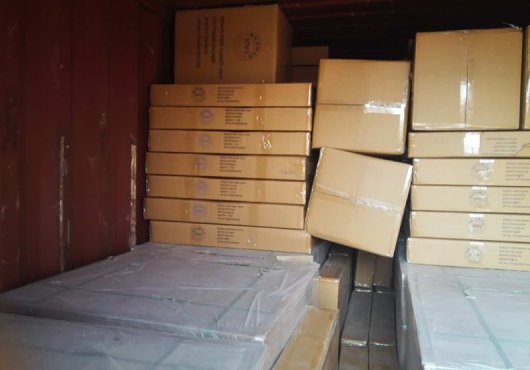 _0001_refractory materials mix loading