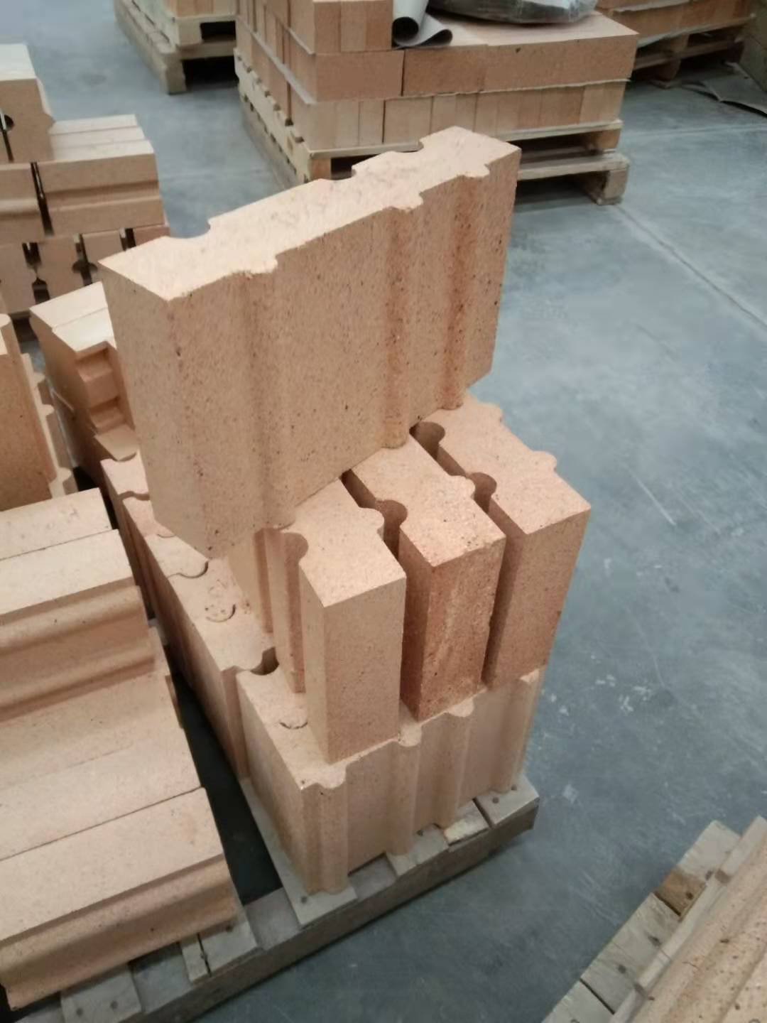 heat-resistant brick