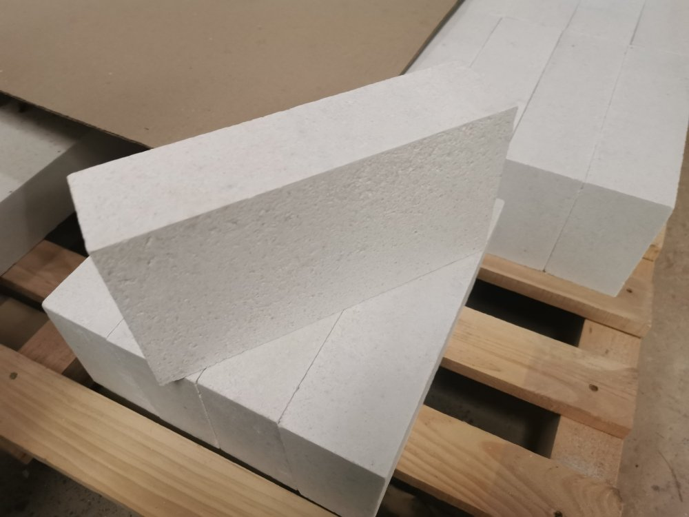 Bloque refractario de corindón