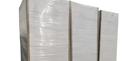 ألواح الألياف الخزفية لعزل بطانة أفران الصهر: حلٌّ موفر للطاقة في درجات الحرارة العالية