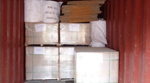 The minimum order quantity for each product is lower, and we can provide LCL (Less than Container Load) service.