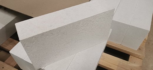 How Corundum Refractory Bricks Enhance Furnace Longevity and Energy Efficiency