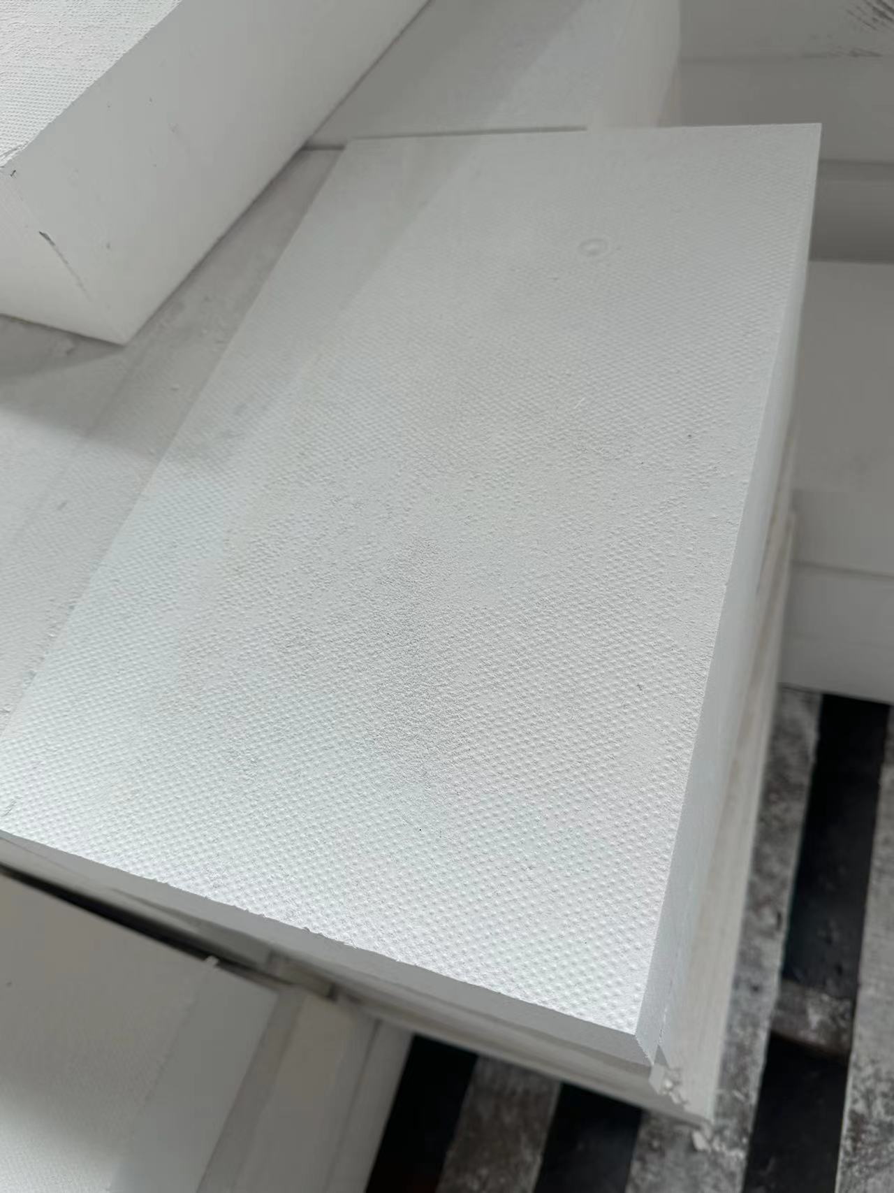  (2)