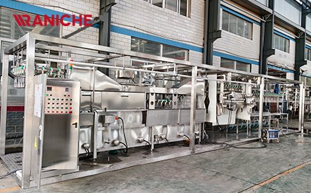 500BPH Compact Chicken Slaughter Line With Head Pulling & Feet Cutting Modules
