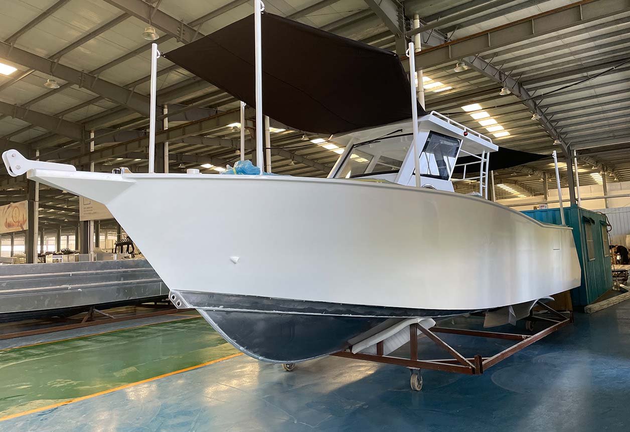 aluminum center console offshore boats