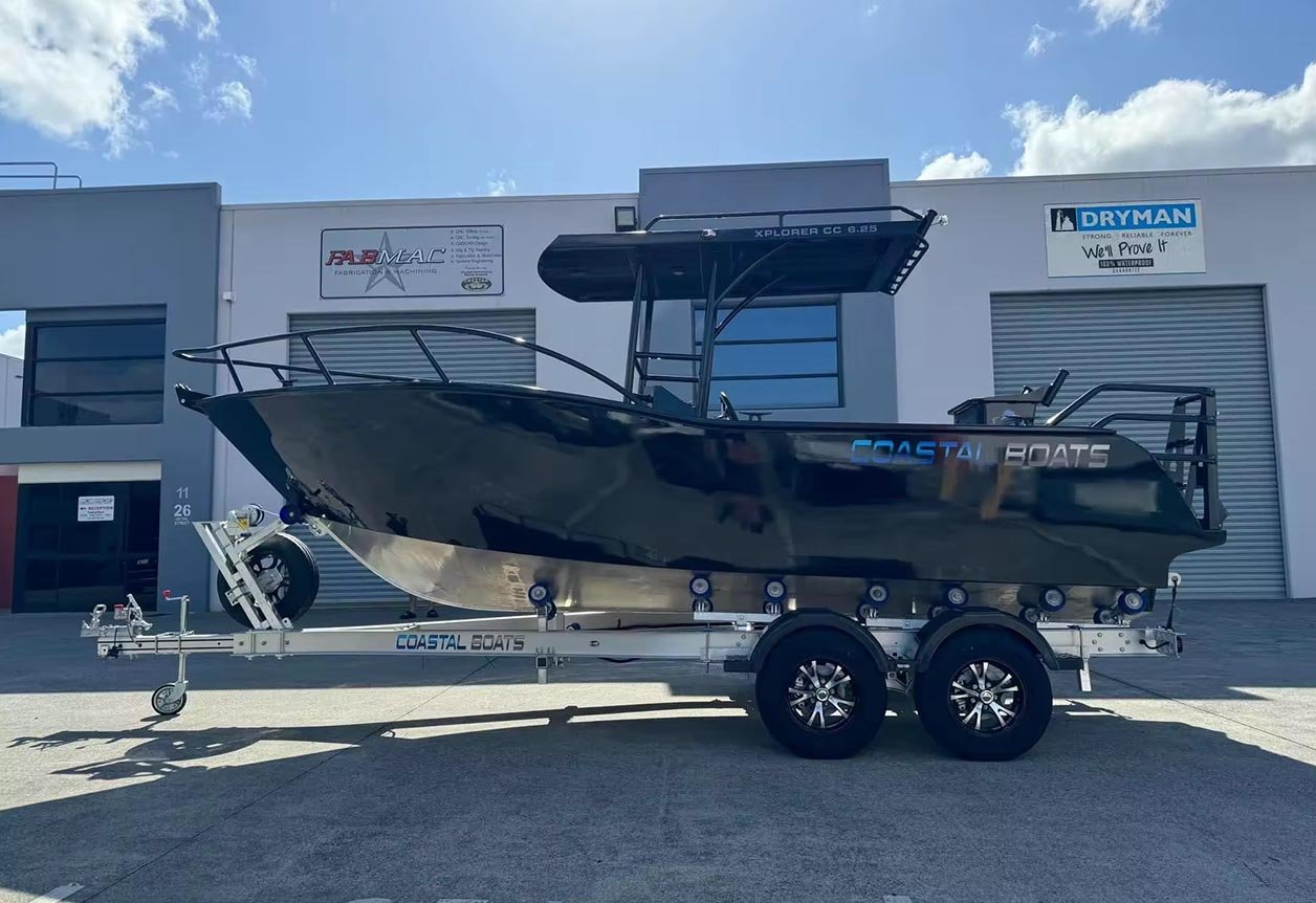 aluminum center console boats