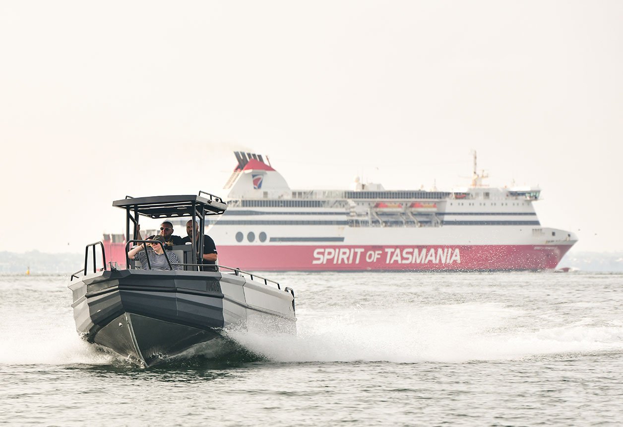 center console aluminum fishing boats