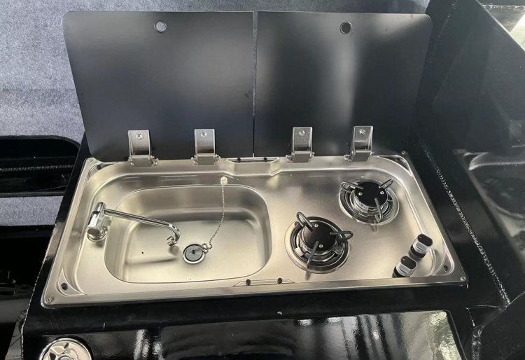 Burner,sink and Fresh water tank with pump