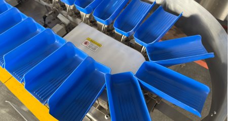 Rotary tray weight grader- small tray detail