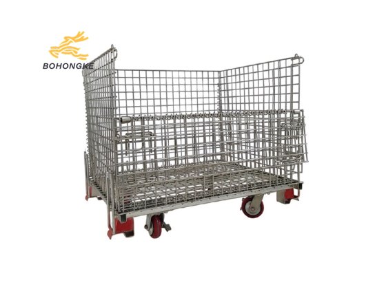 Rolling mesh container for warehouse use