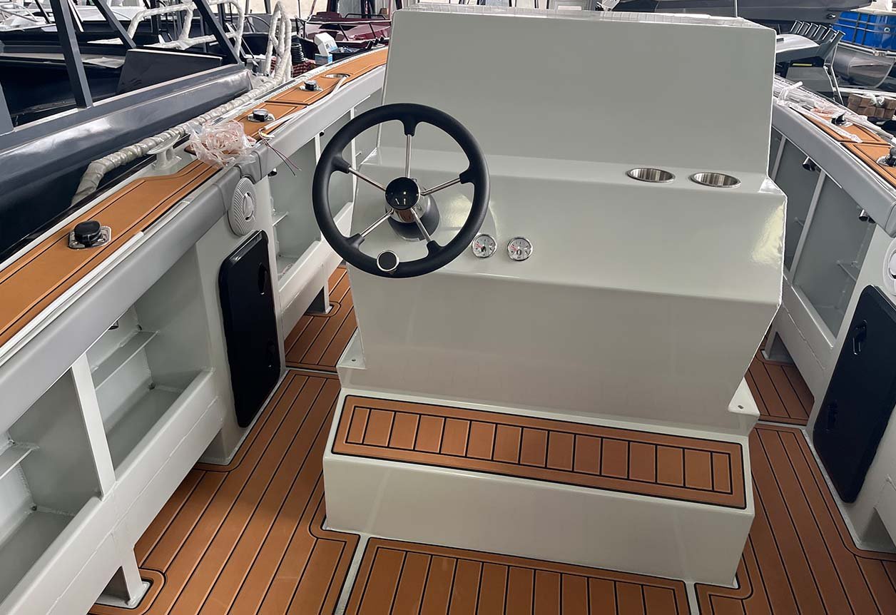 aluminum catamaran center console