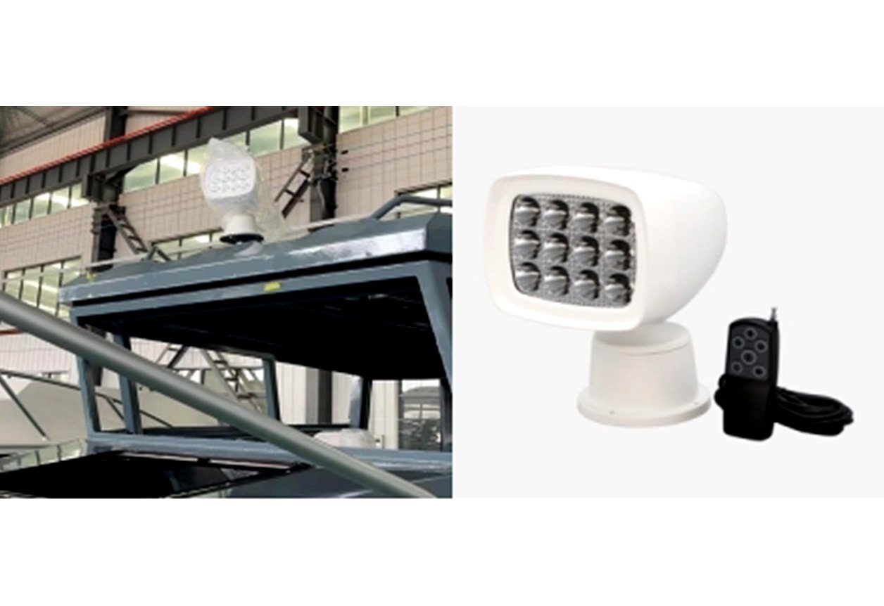 _0007_Led search lights