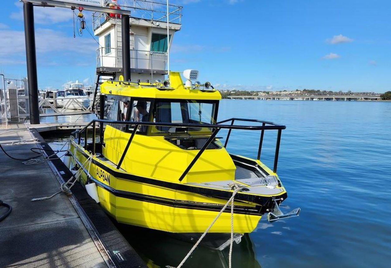 E750W 25ft With walkaround