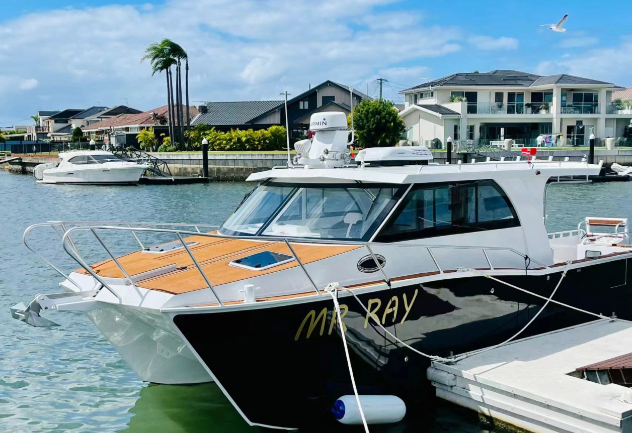 10m Catamaran