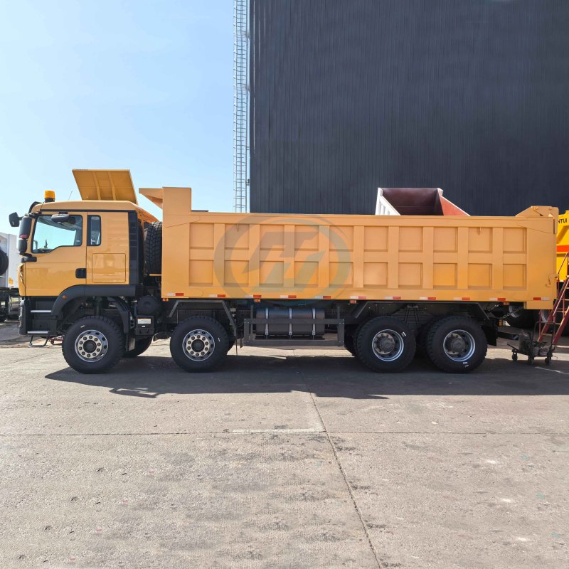 heavy dump truck
