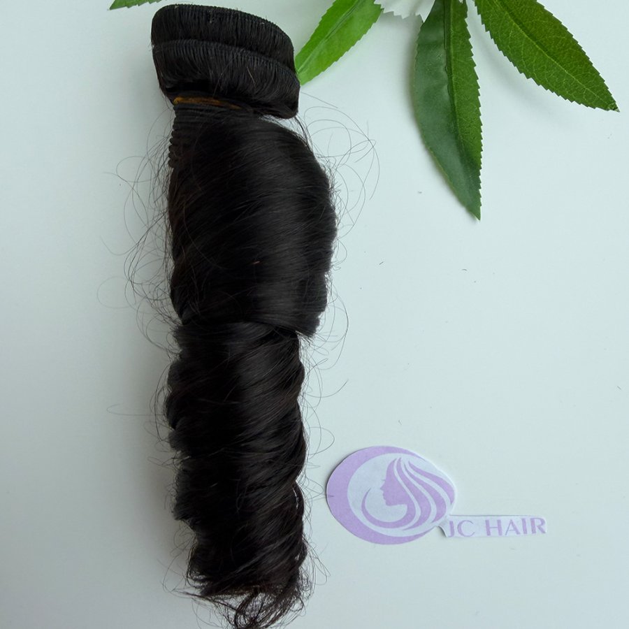 -1_0016_JC HAIR Loose 20 inch Hair Bundle